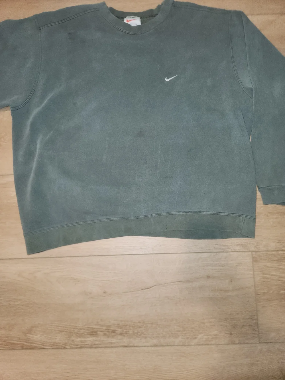 Vintage Y2K Green Nike Embroidered Swoosh Logo  Men's Size XL Like New Condition